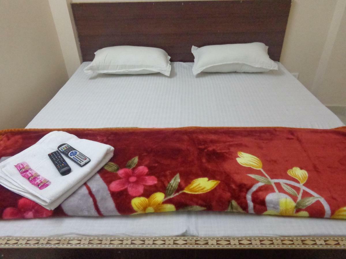 Delhi Inn,Walk In Nizamuddin Railway Station New Delhi Exteriör bild
